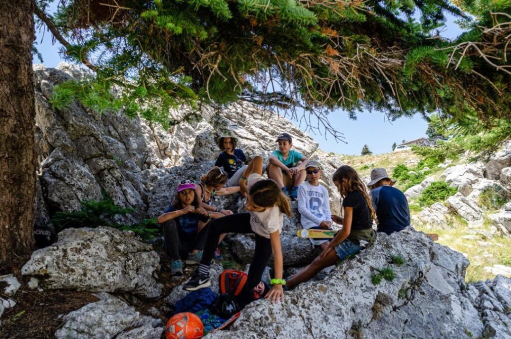 Top 10 family activities in Vaud for an unforgettable weekend! 2 Summer camp Switzerland, International summer camp 1