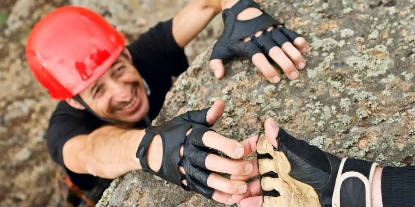 Les bons gants pour l'escalade et les randonnées alpines