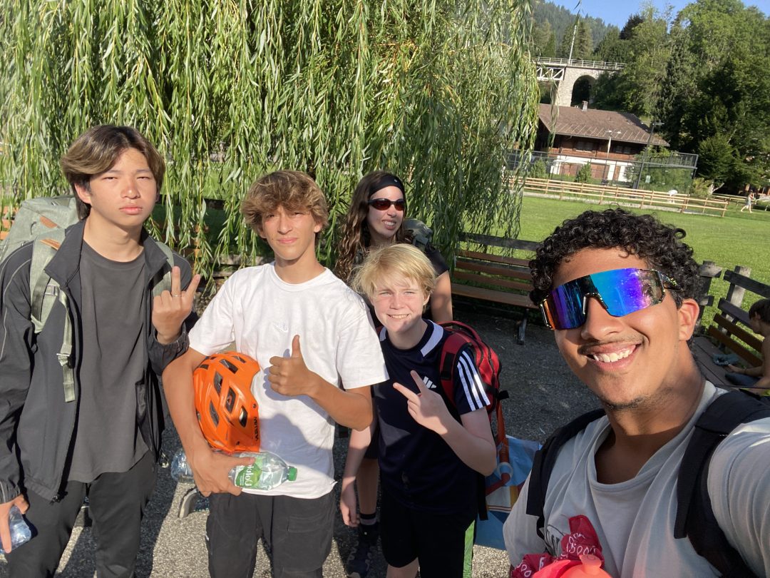 Our Team 32 Summer camp Switzerland, International summer camp 31