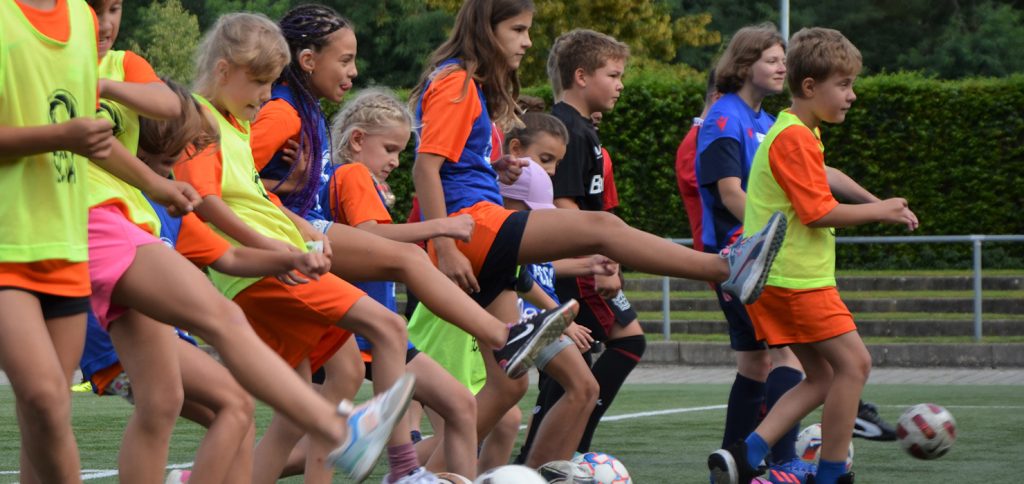 Camp d'été de football : Académie de football 4 Summer camp Switzerland, International summer camp 3