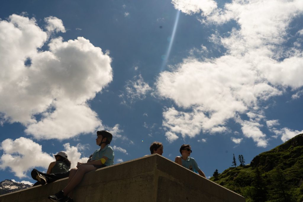 Top 20 actividades al aire libre para niños en los Alpes suizos