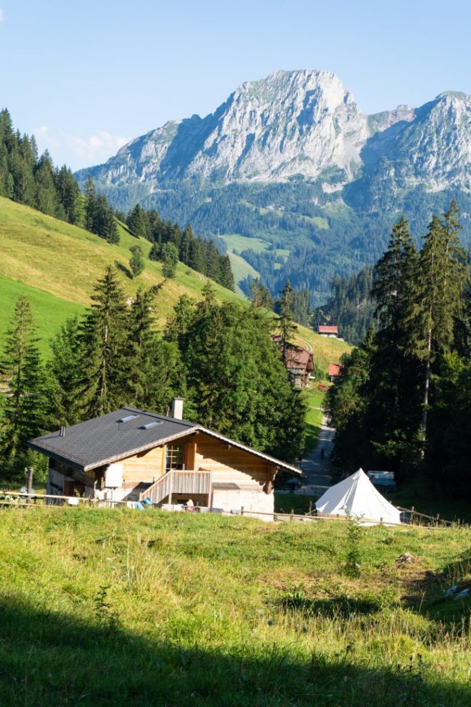 Exploring Swiss Culture Through Camp Activities