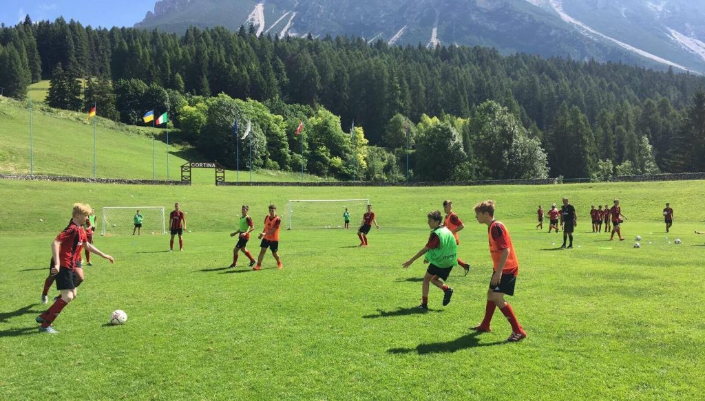 Camp d'été de football : Académie de football 2 Summer camp Switzerland, International summer camp 1
