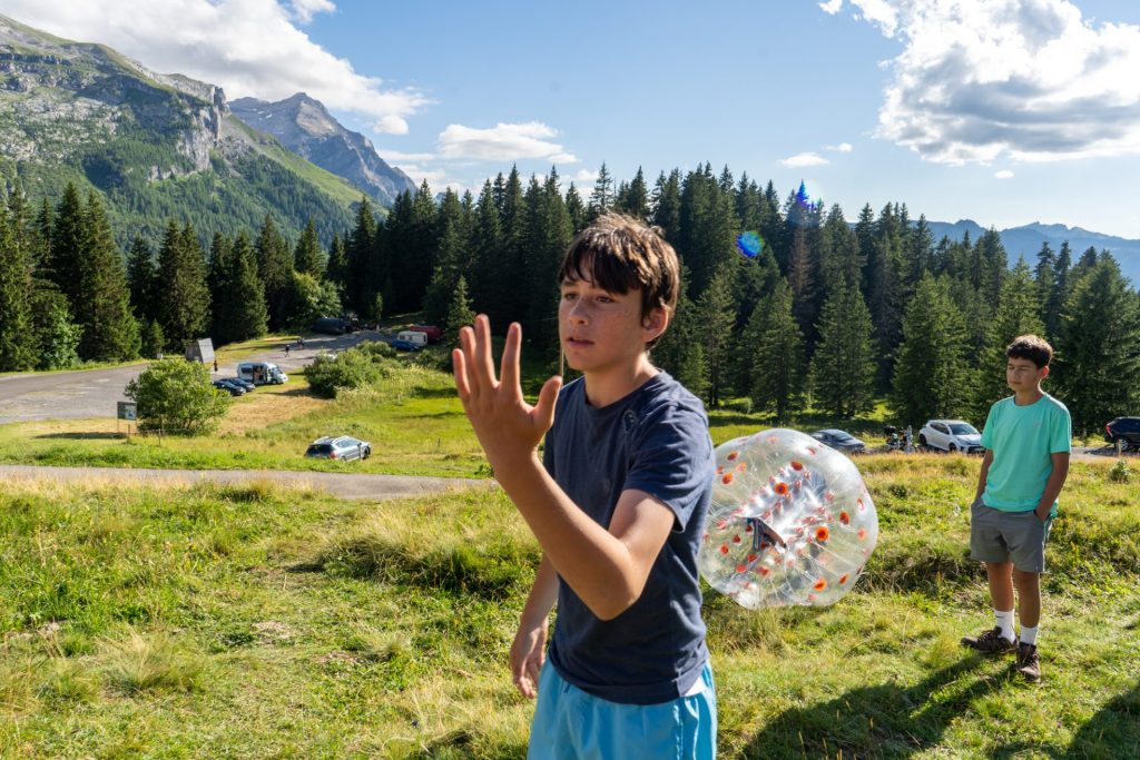 Opportunités de bénévolat pour adolescents en Suisse