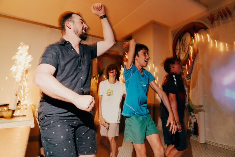 English-speaking Summer Camps In Switzerland: Complete List 4 English-speaking Summer Camps In Switzerland: Complete List