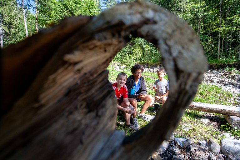 Liberté Et Règles : L’équilibre En Colonie De Vacances