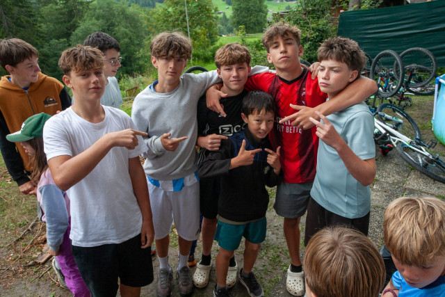 Camp d’aventure pour les plus grands · Semaine 2 · Jour 8 · Dimanche · Arrivée des nouveaux campeurs