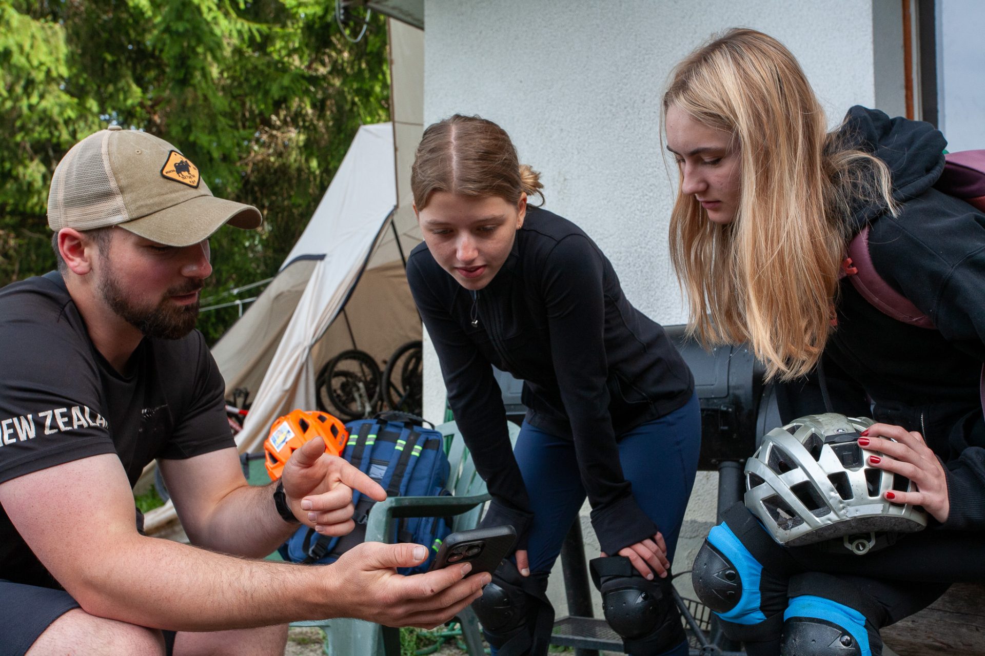 Sommer-Radtour: Teenager-Camp 70 Summer camp Switzerland, International summer camp 69