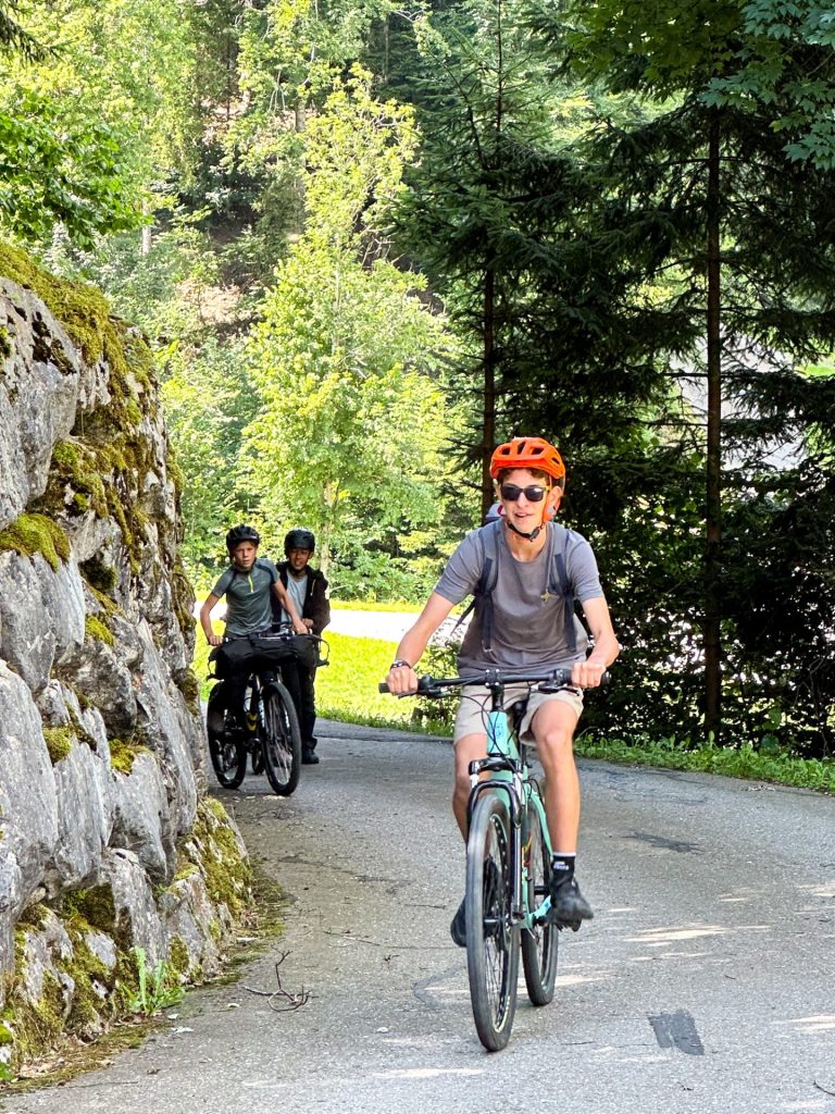 Summer camp Switzerland, International summer camp 42