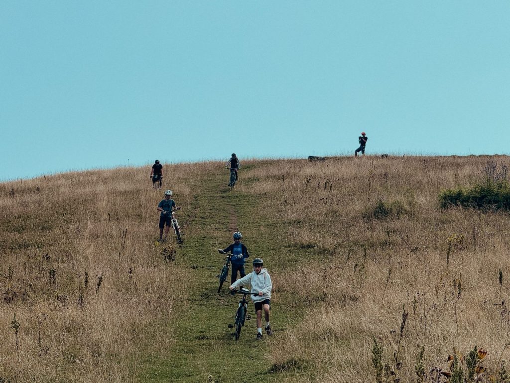 Camp de voyage à vélo · Bilingue et international : Anglais et français · Photo 6 sur 7