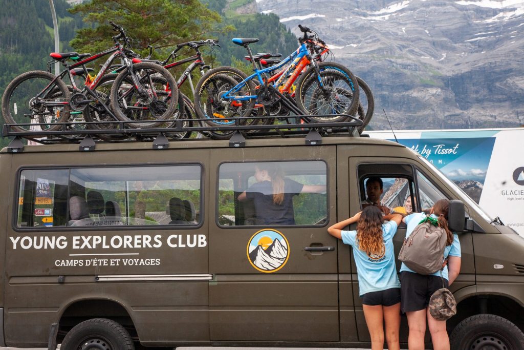 Camp de voyage à vélo · Bilingue et international : Anglais et français · Photo 4 sur 7