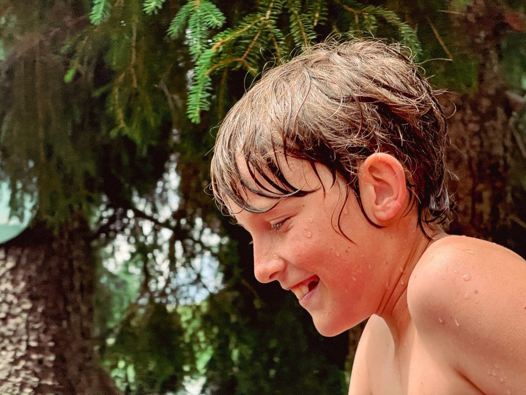 Les jeux suisses traditionnels que les enfants peuvent apprendre
