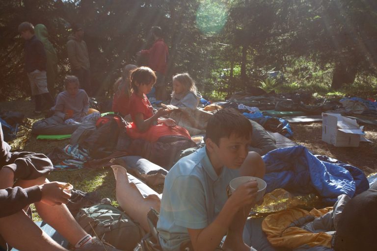 Camps De Vacances Et Développement De La Confiance Chez L’enfant 2 Camps De Vacances Et Développement De La Confiance Chez L’enfant