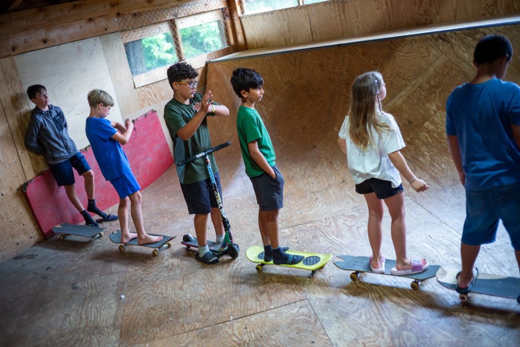 How Camps Encourage Healthy Communication