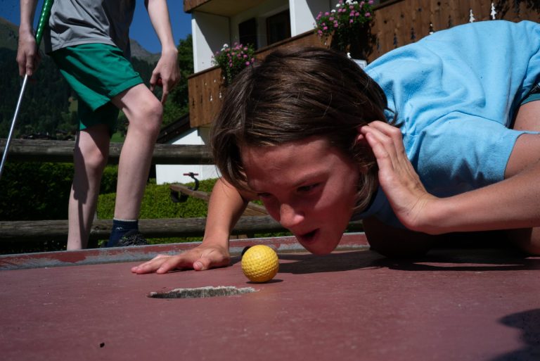 How Camps Encourage Healthy Peer Relationships