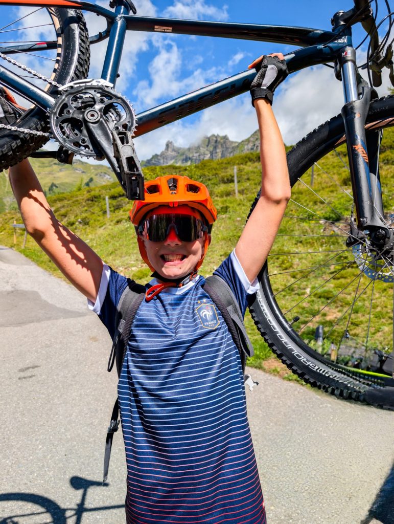 How Swiss Camps Develop Cross-cultural Communication