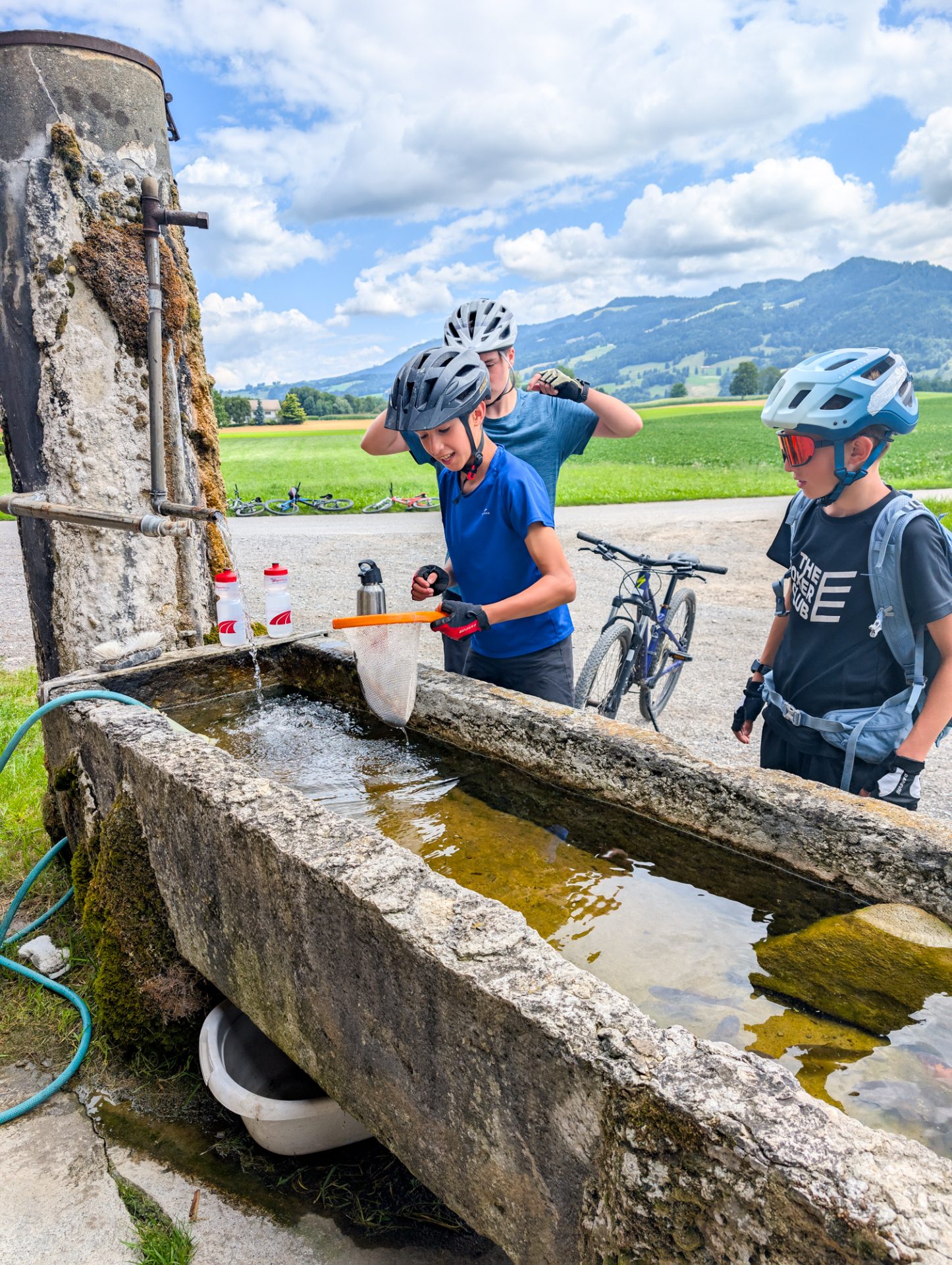 Sommer-Radtour: Teenager-Camp 32 Summer camp Switzerland, International summer camp 31