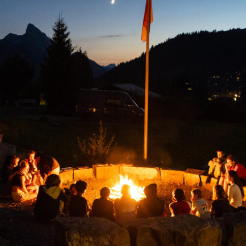 Summer Camp Switzerland - Camp d'été et vacances en Suisse